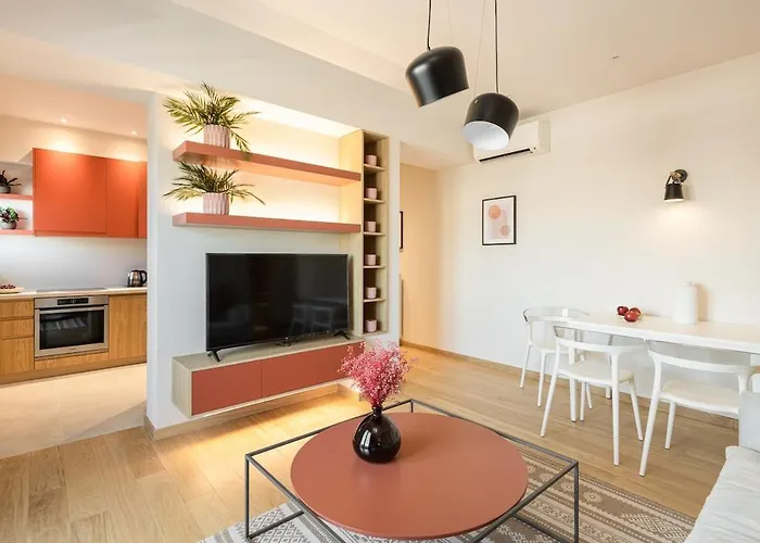 Magnificent Penthouse Gem In Privileged Location