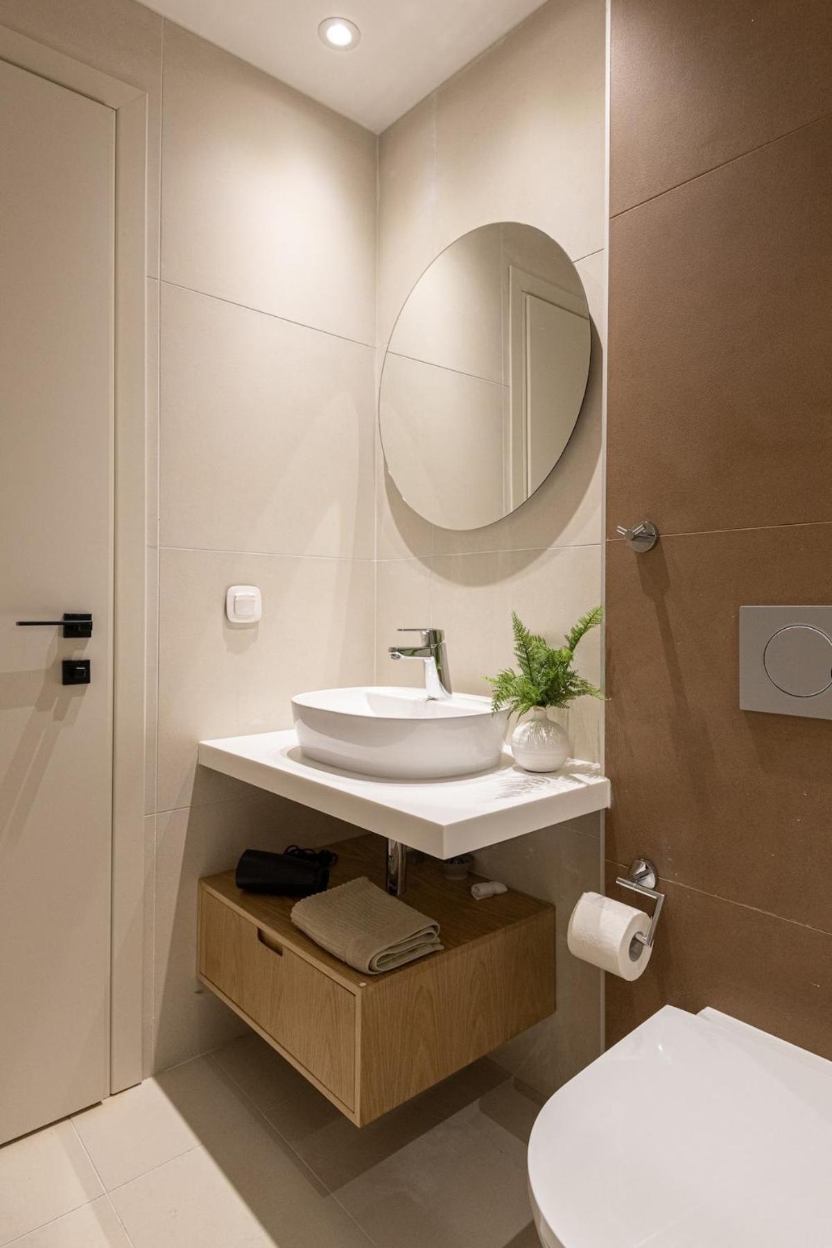 Magnificent Penthouse Gem In Privileged Location * Thessaloniki